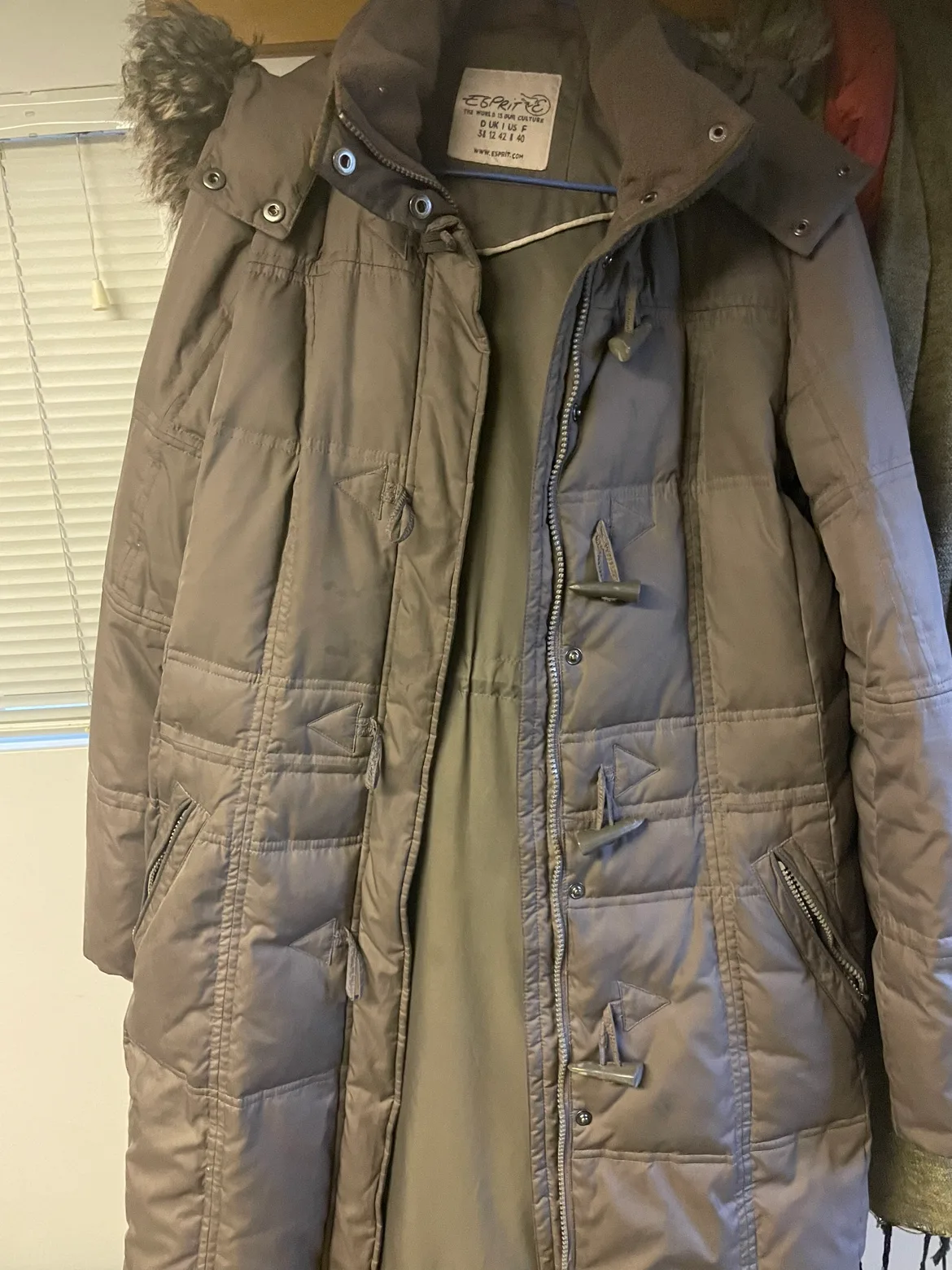 Esprit Winter Jacket image indicator(2)