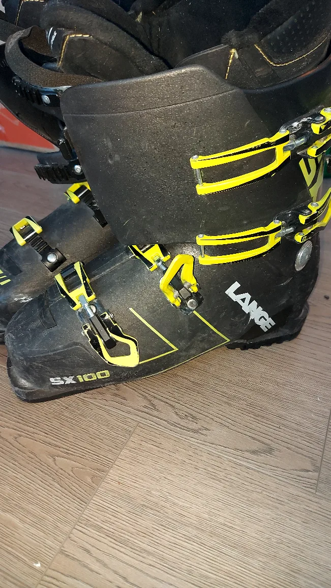 Ski boots for sale size 27 image indicator(4)