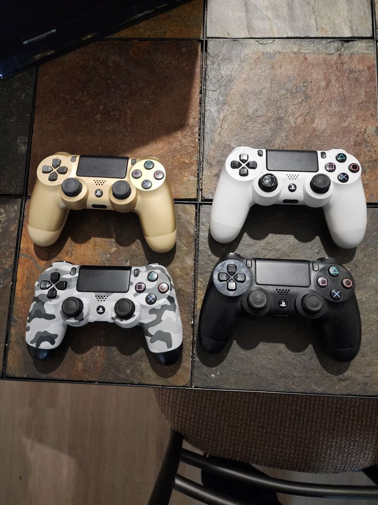 PS4 Bundle - photo 2