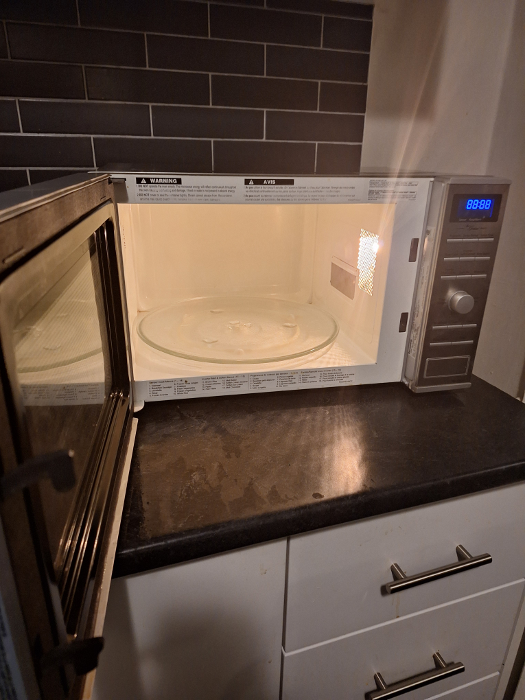 Panasonic Inverter Microwave - photo 2