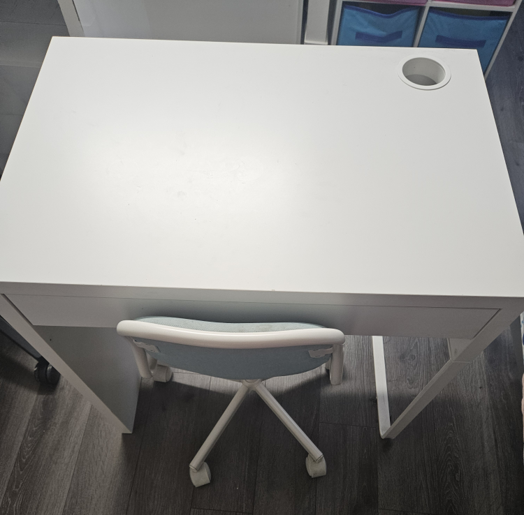 Ikea White Desk with Drawer for kids - photo 2
