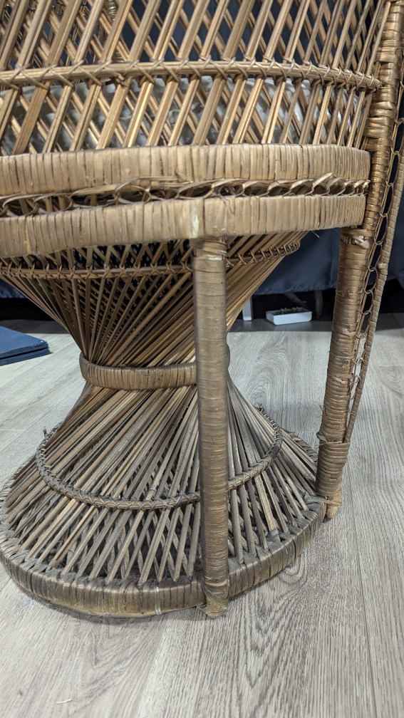 Vintage Wicker Peacock Chair - photo 3