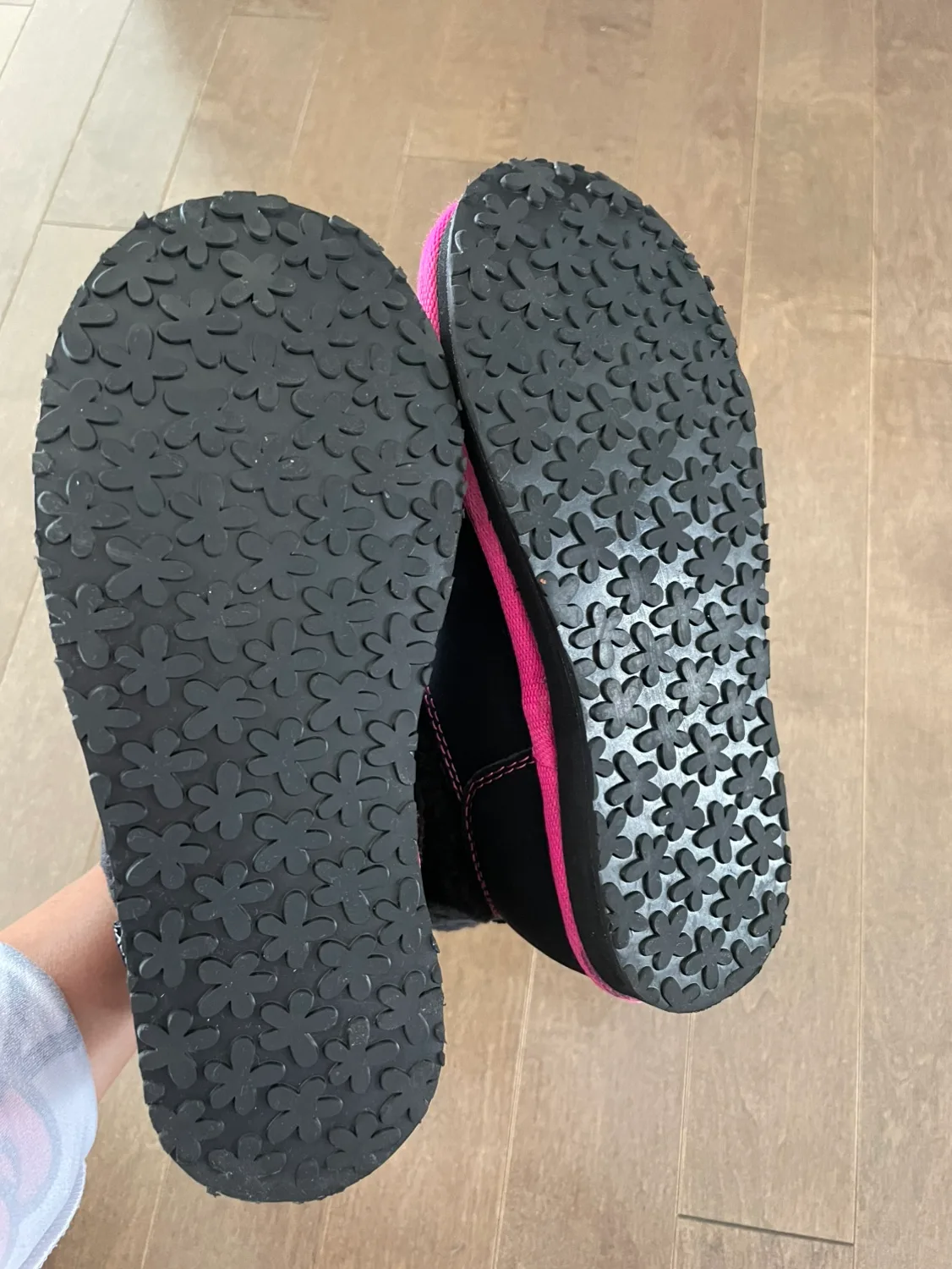 Ripzone Girls' Black Boots Size US 4 image indicator(3)