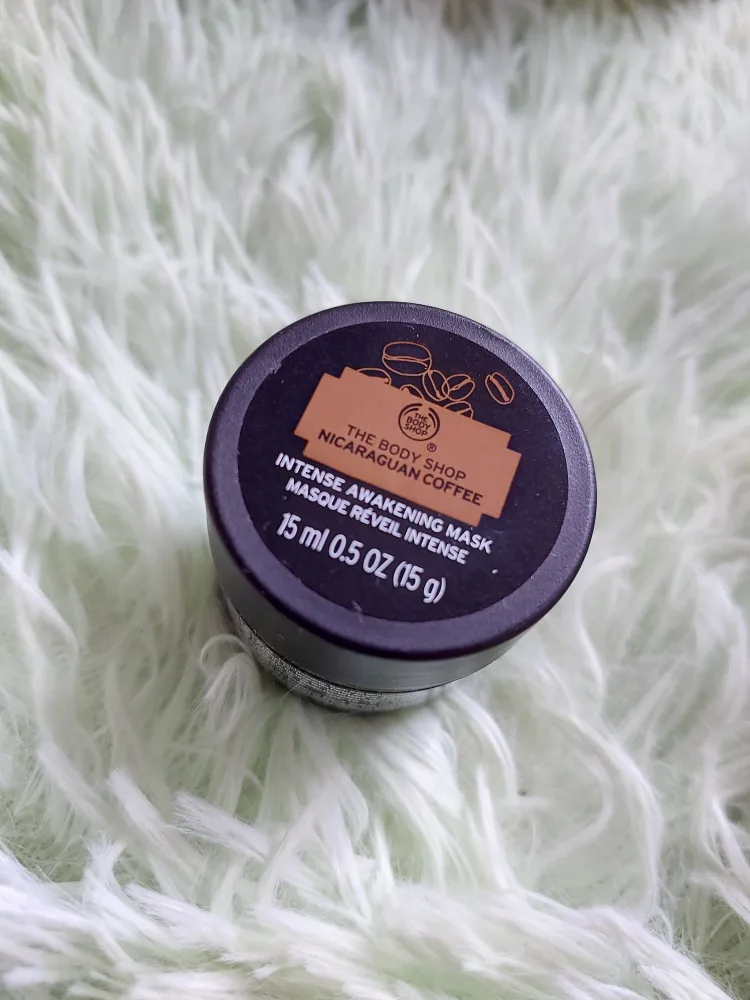 The Body Shop Almond Milk Skincare Gift Set image indicator(3)