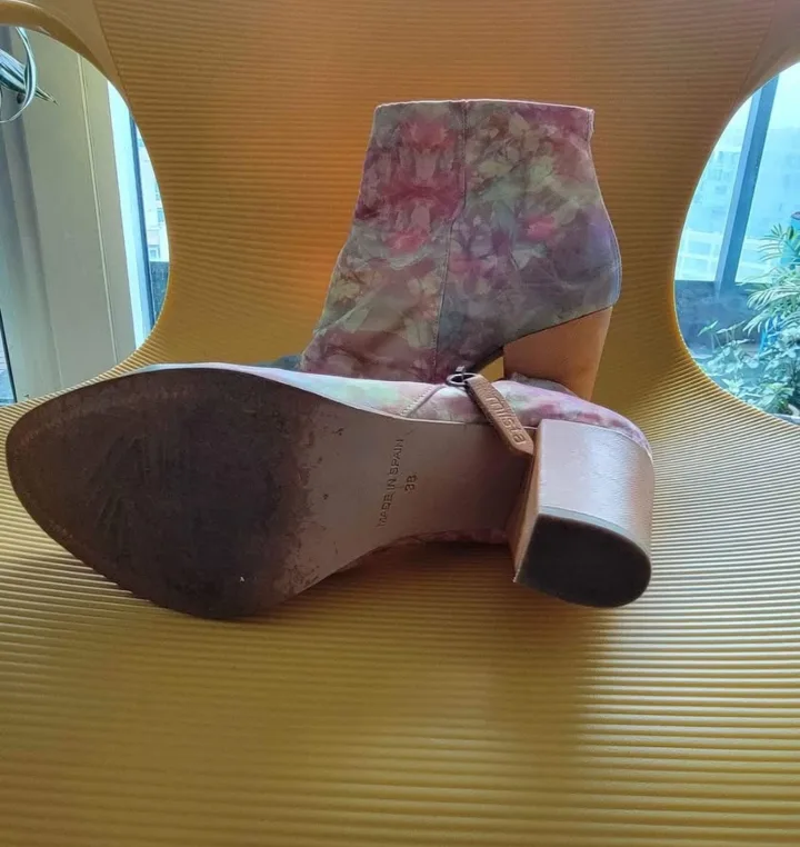 Miista Satin Ankle Boots image indicator(3)