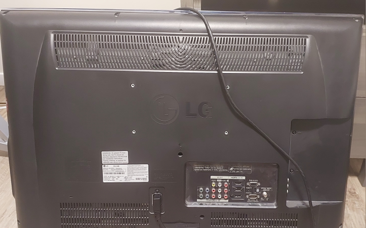 LG 32 inch TV - photo 3