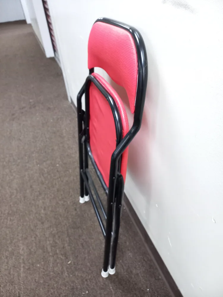 Red Folding Chair x 4 image indicator(3)