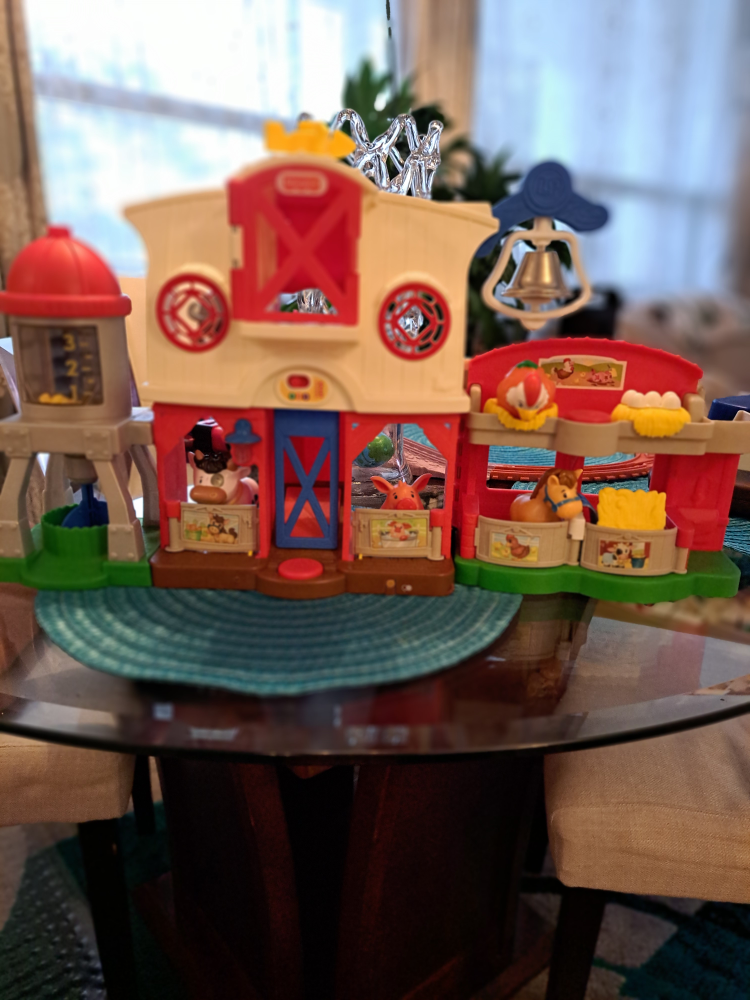 Fisher-Price Little People Farm - photo 4