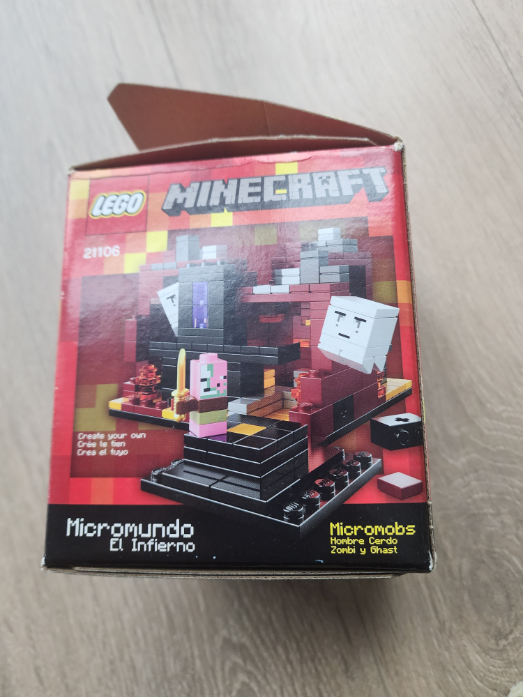 # freecycle:LEGO Minecraft 21106 The Nether Micro World