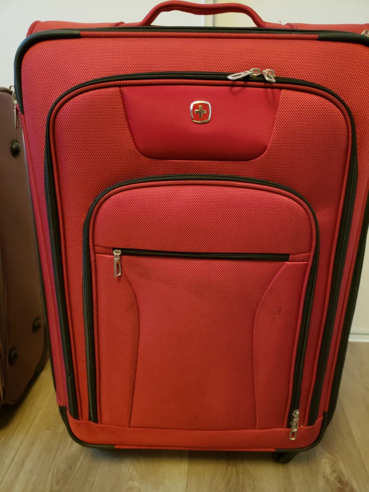 SwissGear Luggage Suitcase - photo 2