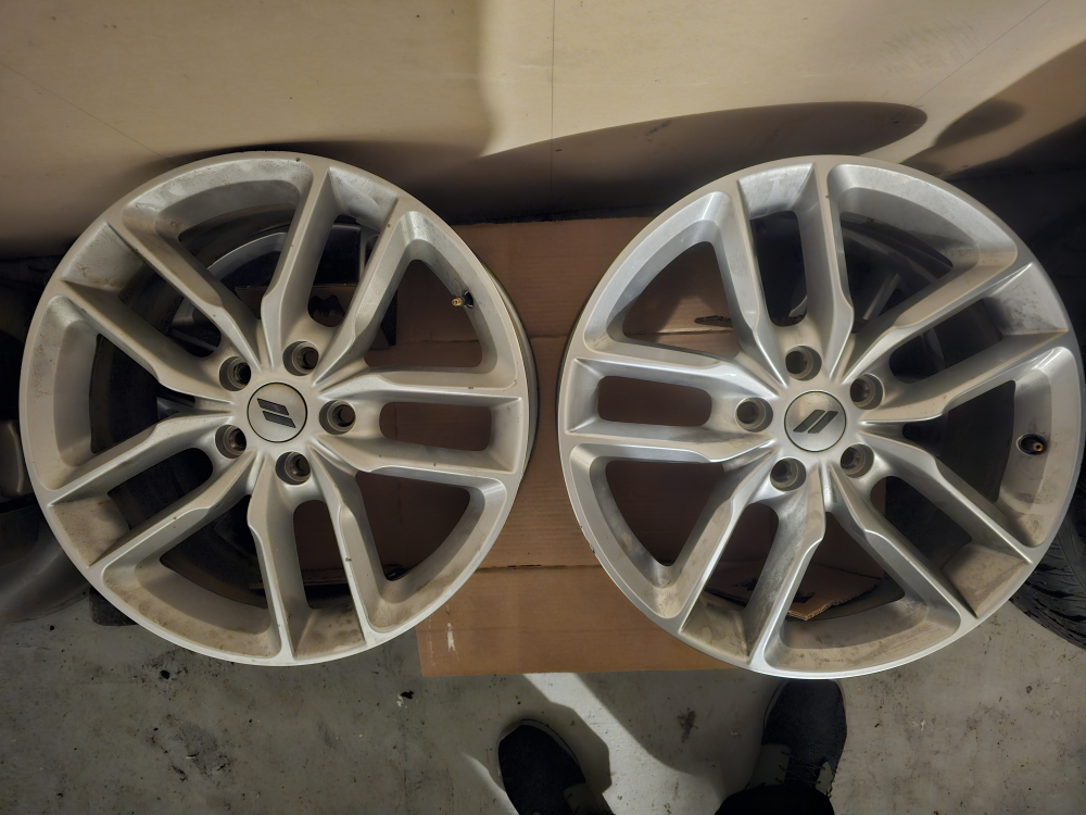 20 Inch OEM SUV wheels (Winter rated)