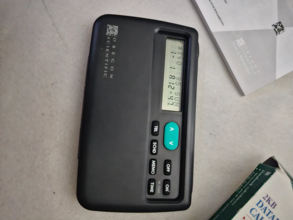 free Oregon Scientific 2KB Databank Calculator #freecycle image indicator(4)