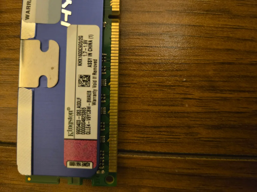 Assorted 4gb DDR3 Ram Sticks + 8gb DDR4 Ram image indicator(4)