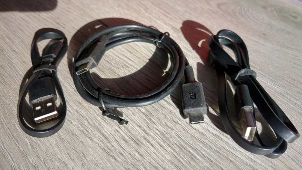 RAVPower 26800mAh Portable Charger (power bank) image indicator(3)