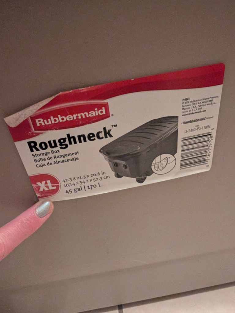 Rubbermaid Roughneck XL Storage Box - photo 3