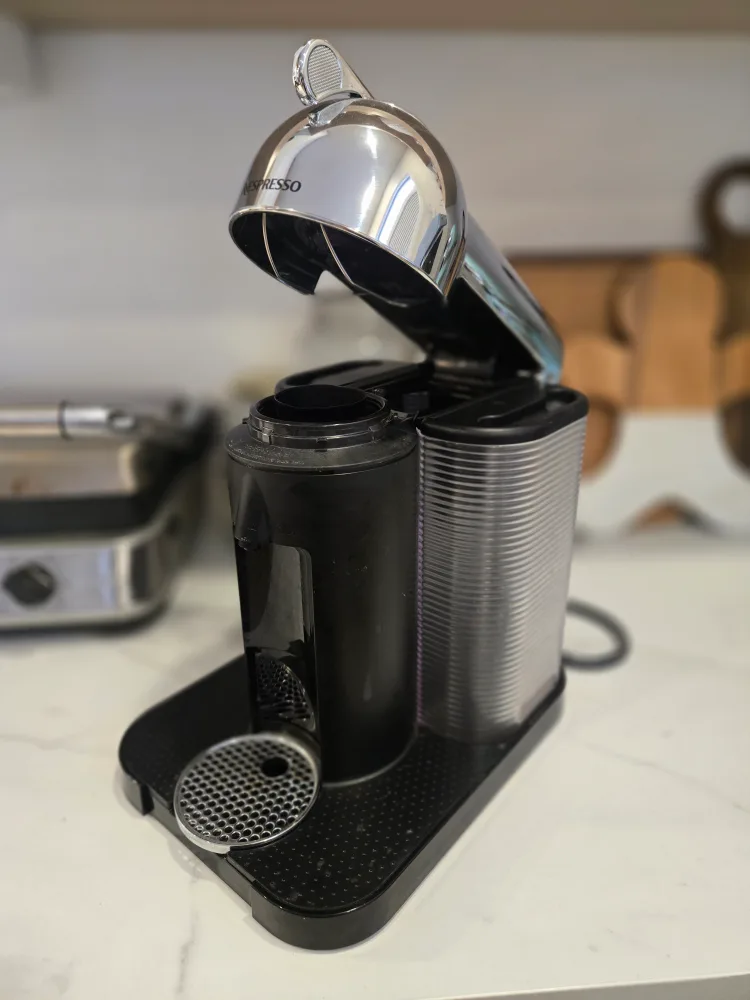 Nespresso  Vertuo Coffee Machine image indicator(2)