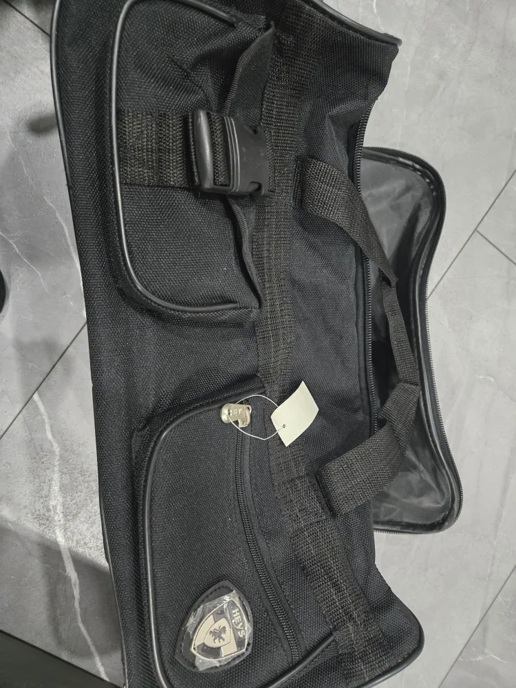 Heys Black Rolling Duffle Bag image indicator(2)