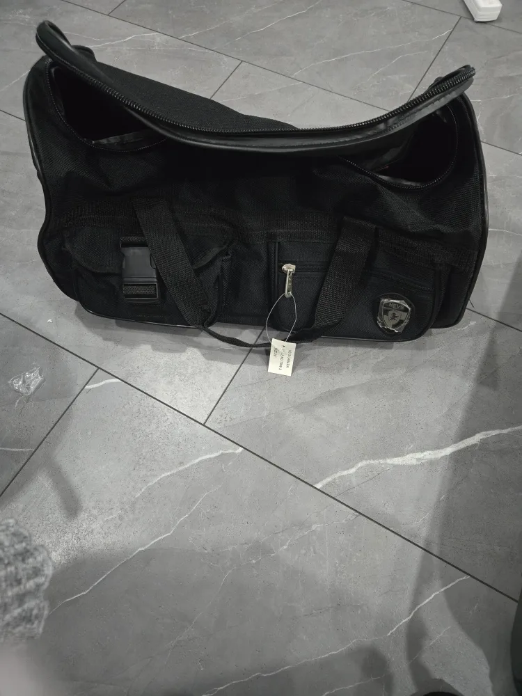 Heys Black Rolling Duffle Bag image indicator(4)