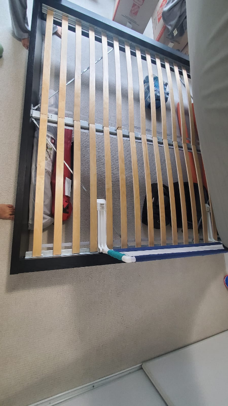 IKEA MALM King Bed Frame - photo 2