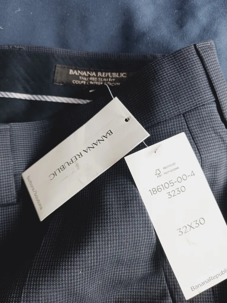 🇨🇦👉 New with tags Banana Republic Tailored Slim Fit Dress Pants image indicator(2)