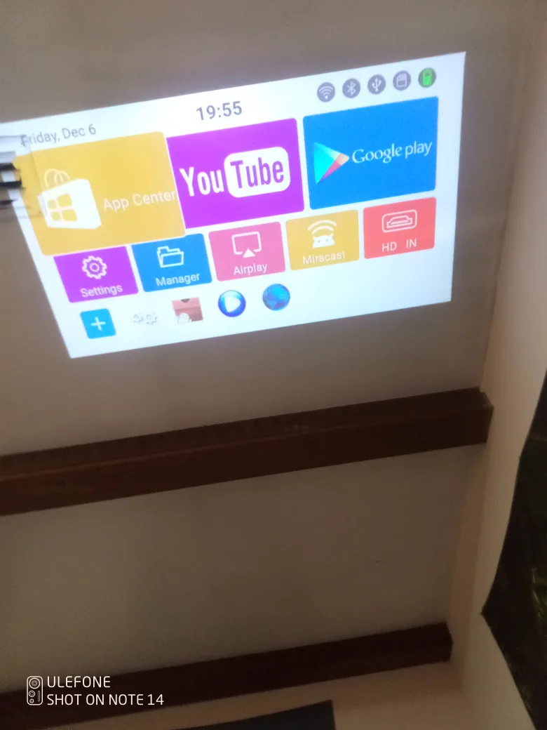 mini 4K DLP projector with android Wi-Fi and Bluetooth image indicator(6)