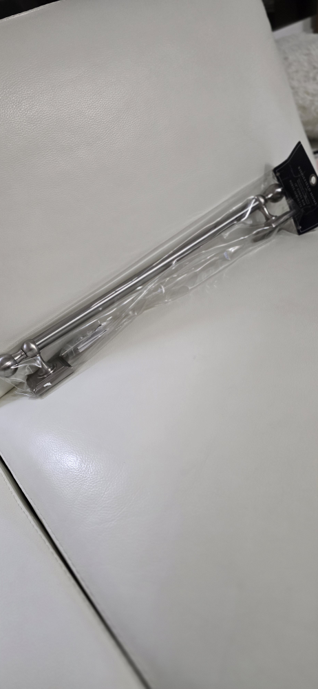 18" Towel Bar - photo 2