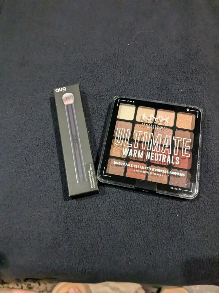 #freecycle NYX Ultimate Warm Neutrals Eyeshadow Palette thumbnail