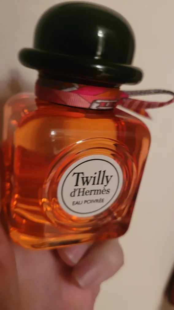 Large Twilly d'Hermes Eau Poivree Perfume image indicator(3)