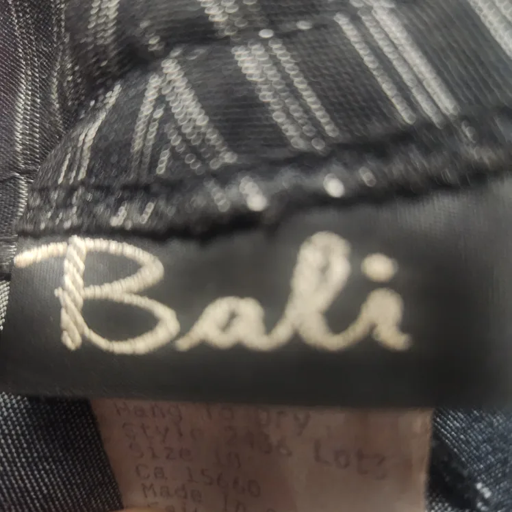 Bali Women's Black Zip Up Blazer and Pants Suit image indicator(3)