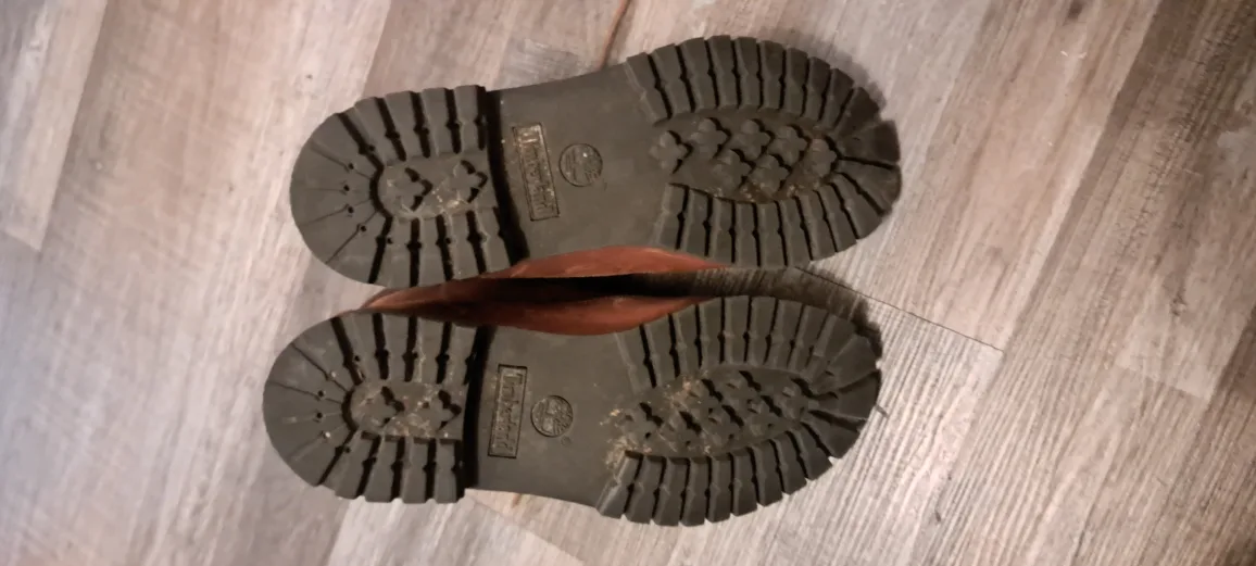 Timberland Boots - Size 11 Mens - Genuine Brown Leather image indicator(5)