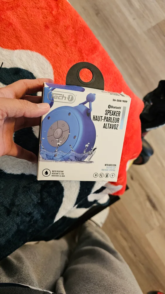 Tech 1 Bluetooth Speaker thumbnail
