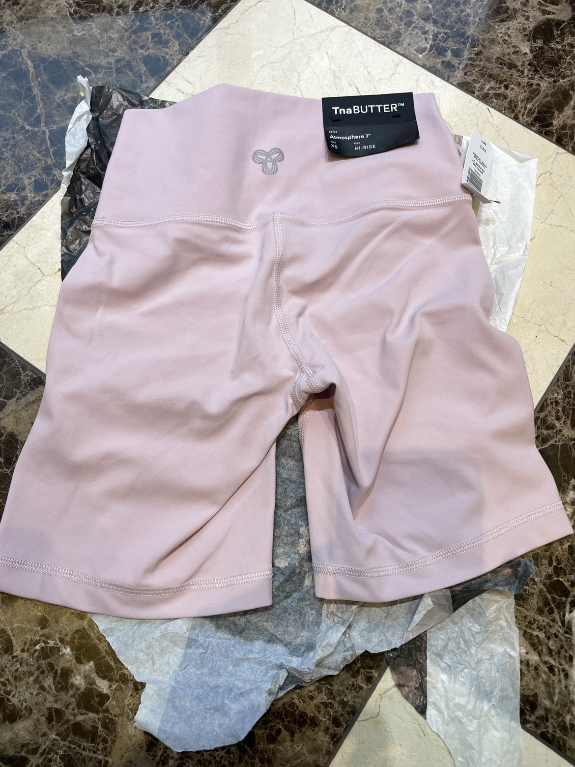 Tna Butter Atmosphere 7 Hi Rise Shorts & Bra Set - photo 2