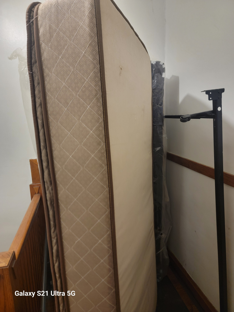 Twin XL bed set