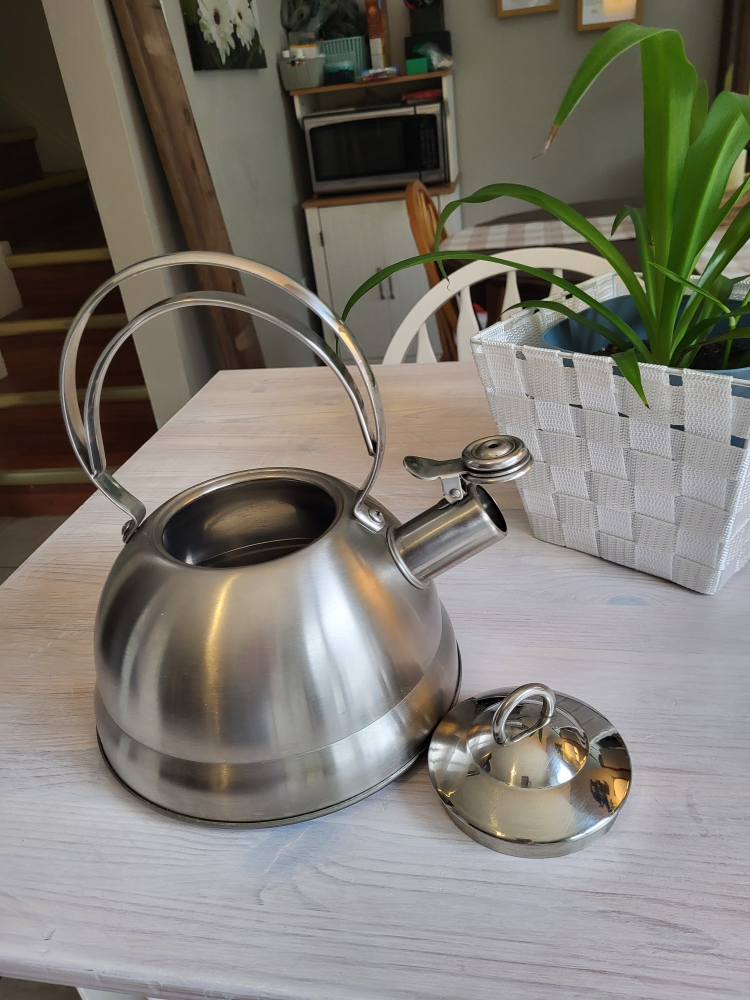 Swiss Pro Stainless Steel Whistling Kettle - photo 3