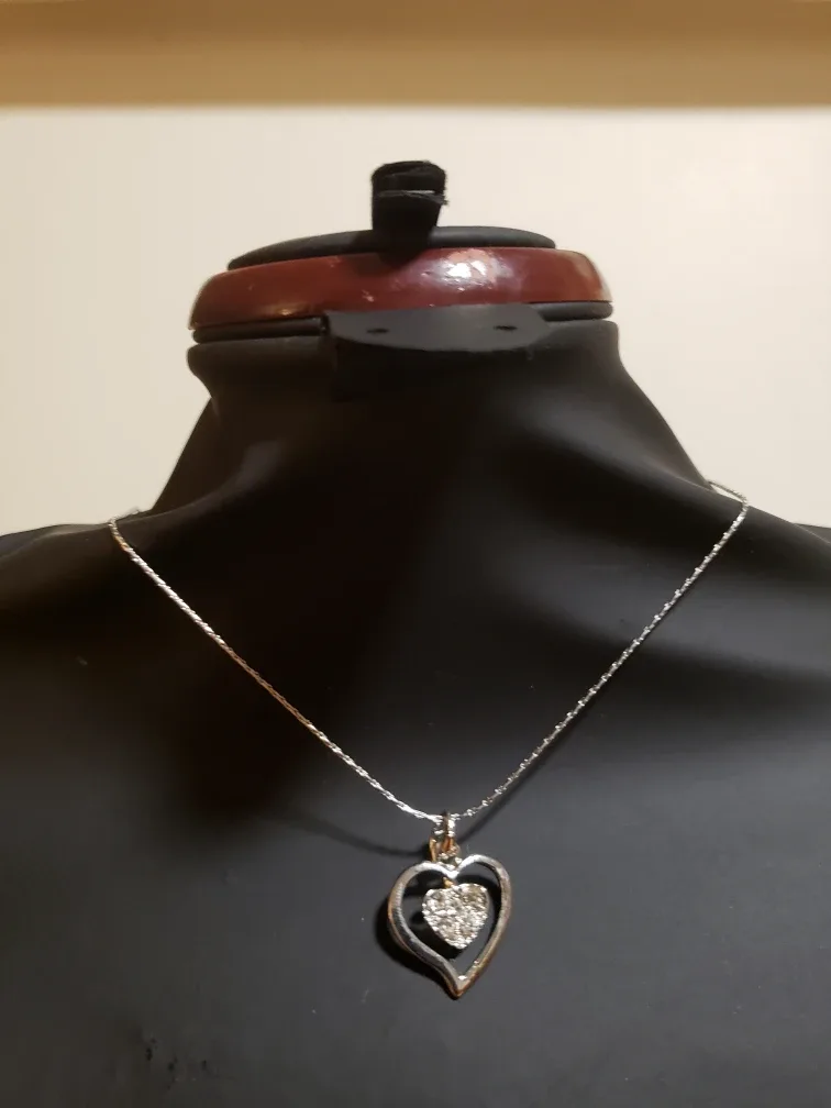Silver Heart Necklace size 16" image indicator(2)