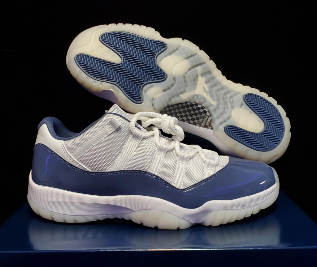 Jordan 11 Low Diffused Blue