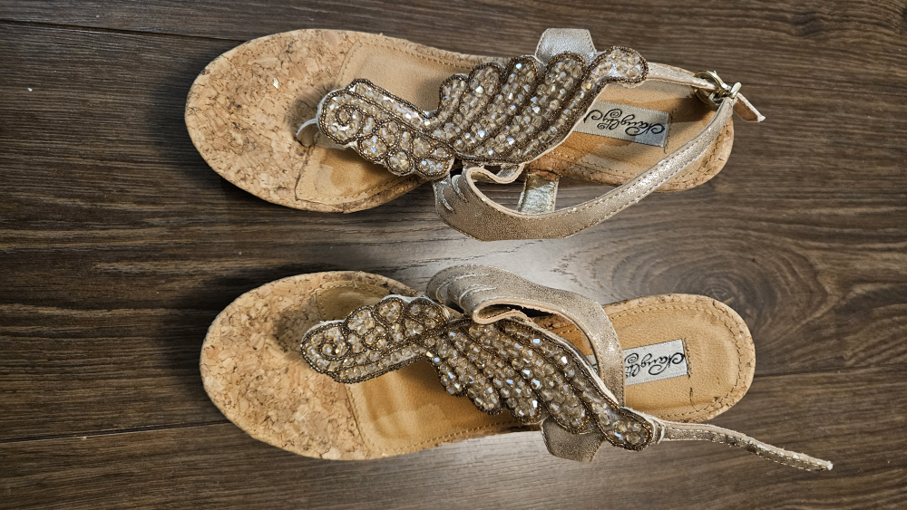 Women's Gold Wedge Sandals, Size 7.5