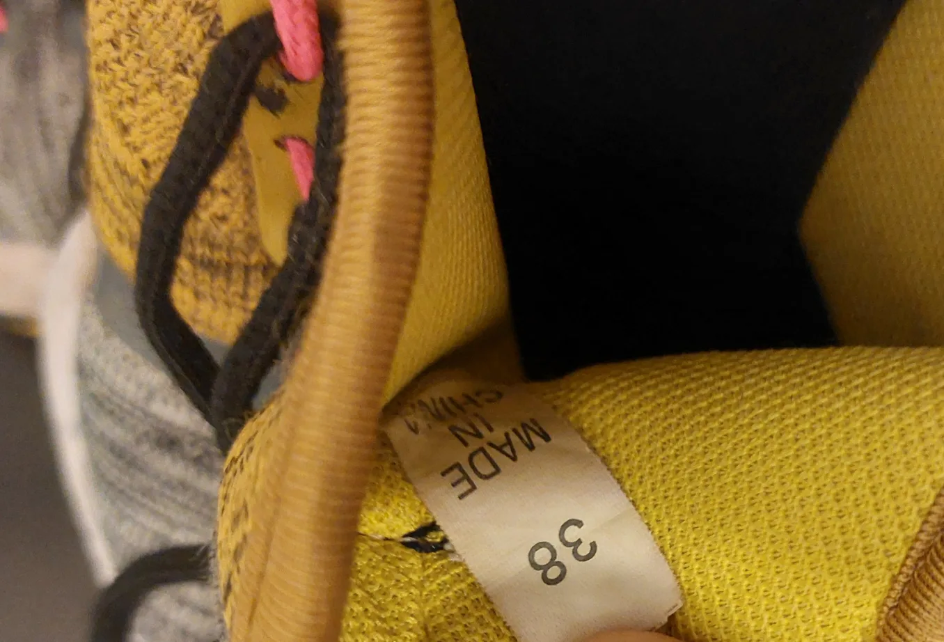 Seeking a fair trade for these  lovely shoes ! image indicator(5)