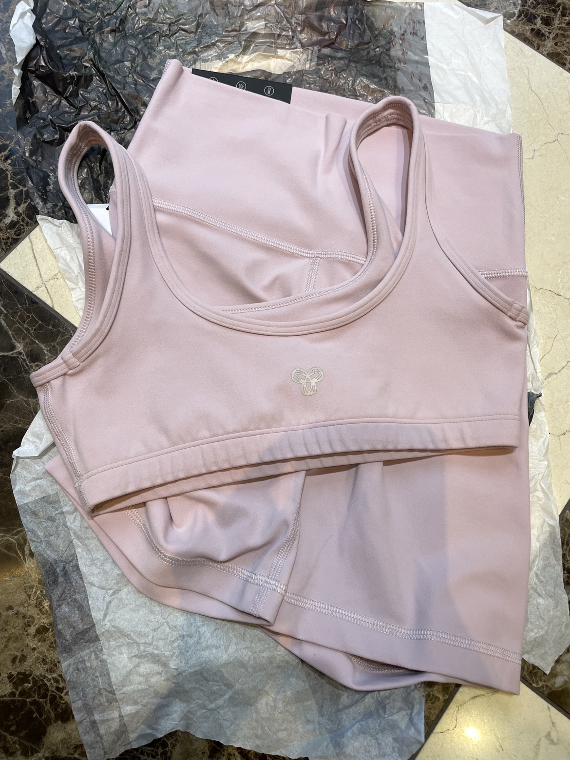 Tna Butter Atmosphere 7 Hi Rise Shorts & Bra Set