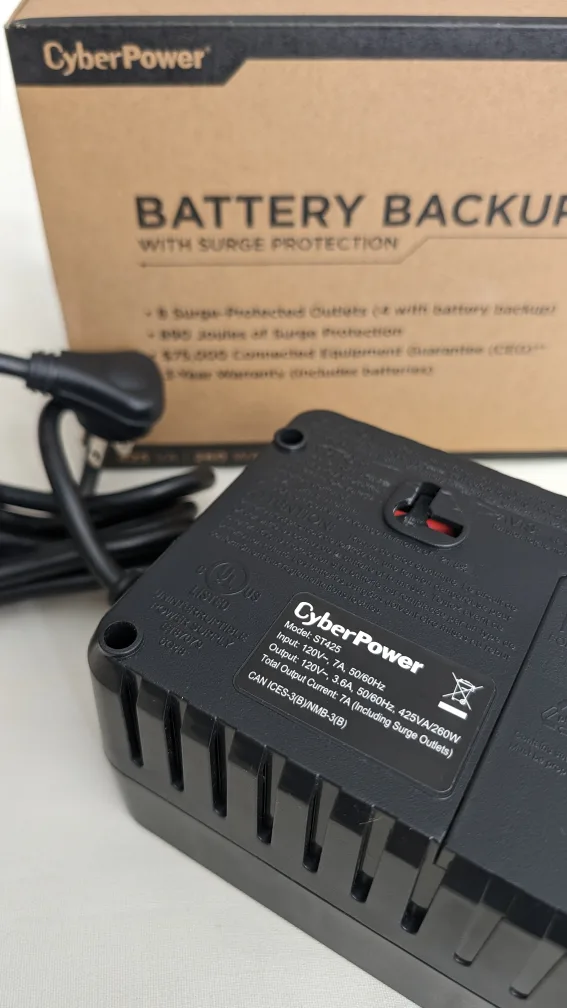 BNIB Portable Battery Backup CyberPower ST425 image indicator(3)