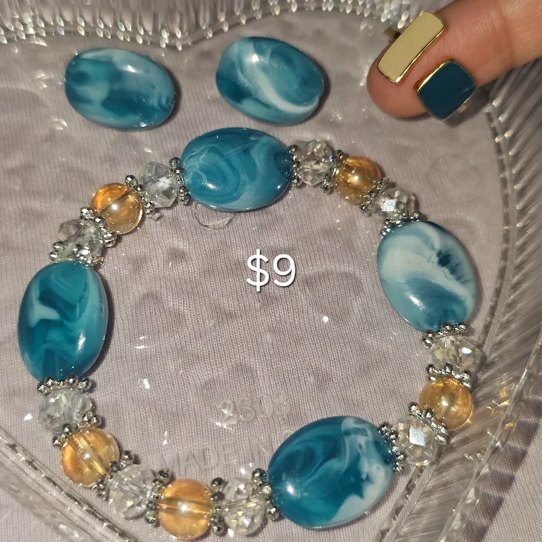 ‼️Hoops/Bracelets/Rings/Earrings/Necklaces/Studs‼️ image indicator(3)