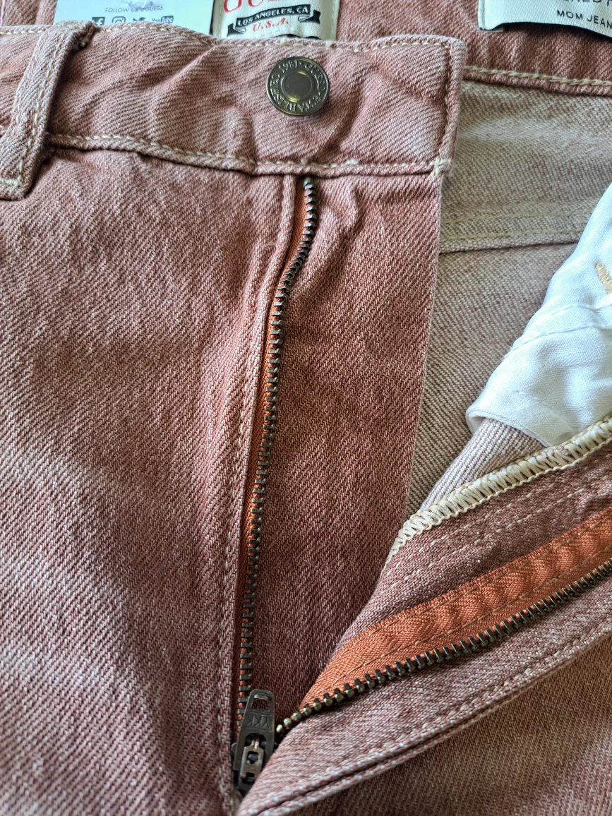 Ladies Smart Guess Recycled Cotton Plush Pink Jeans - size 29 image indicator(3)