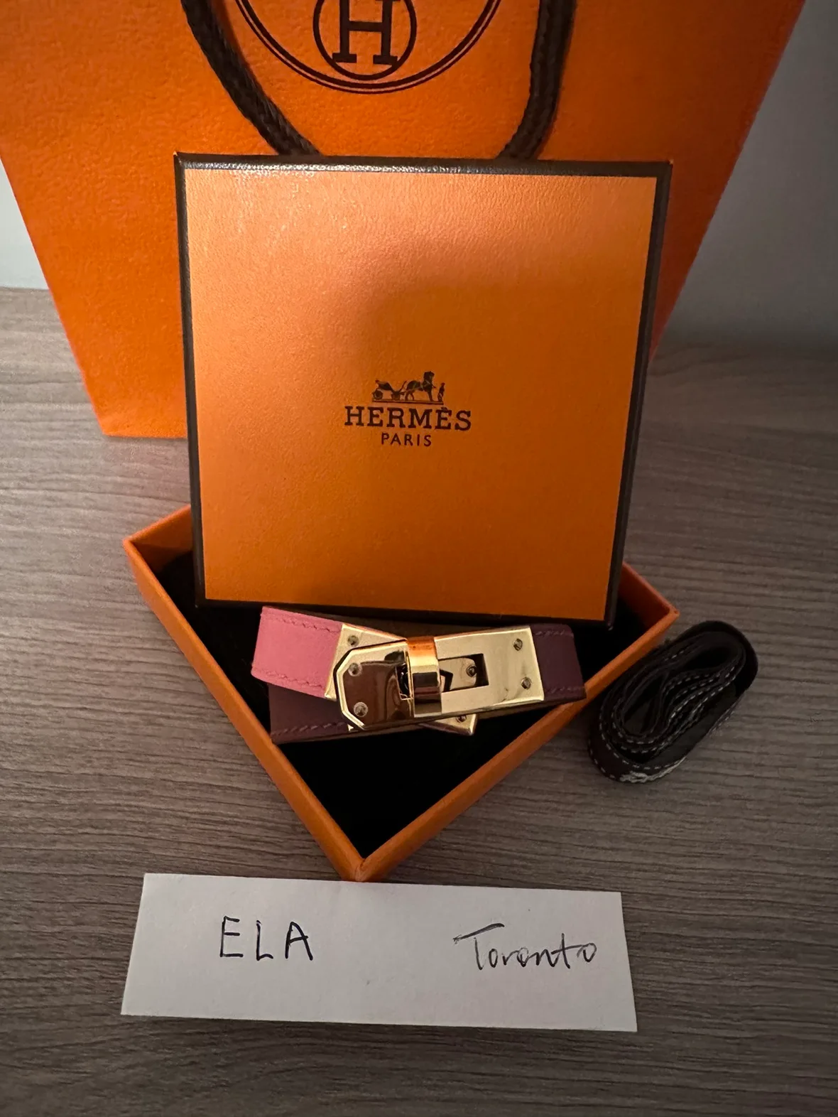 Hermès Bicolor Double Tour Bracelet Rose Gold Kelly Closure image indicator(7)