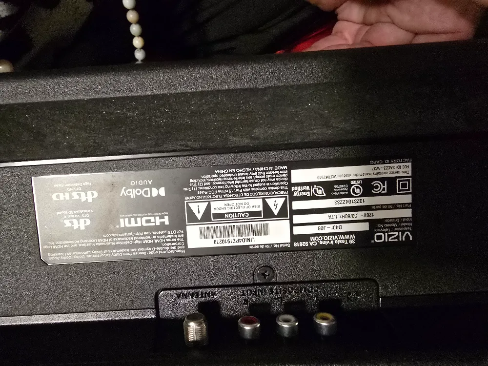 Vizio D40F-J09 40 inch TV image indicator(4)