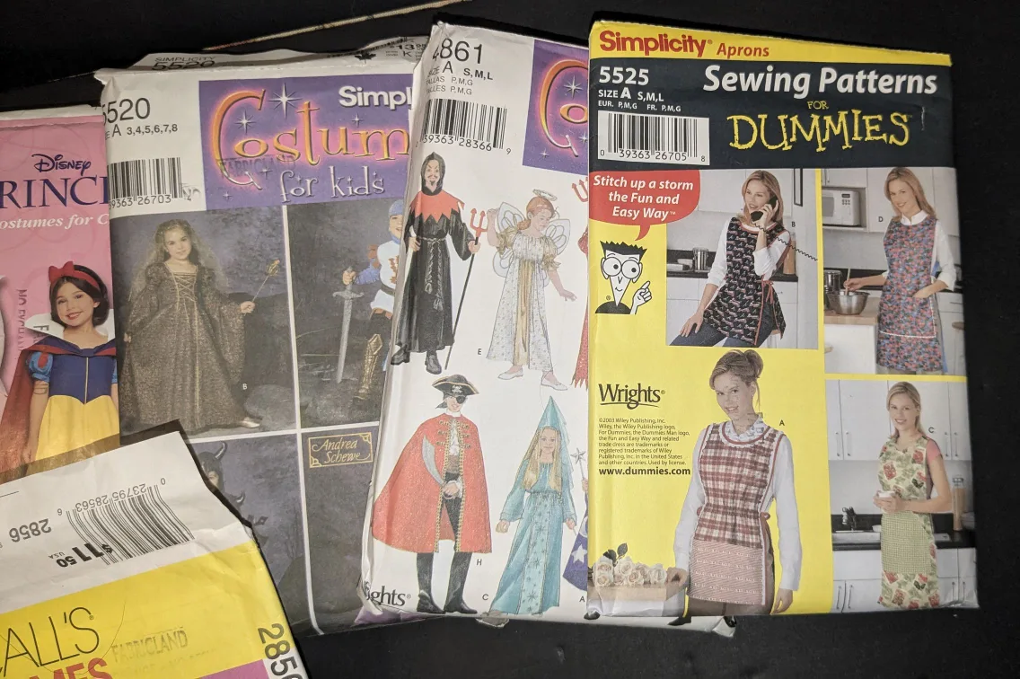 Case Lot - Sewing Patterns - Child, Adult, Pet, Home image indicator(10)
