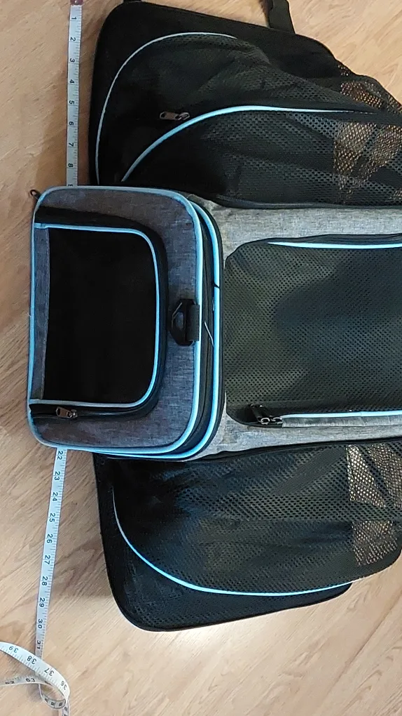 BRAND NEW Pet Carrier Bag image indicator(10)