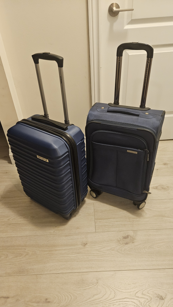suitcases - photo 3