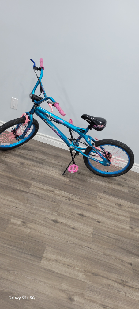 Avigo Girls Bike - photo 2