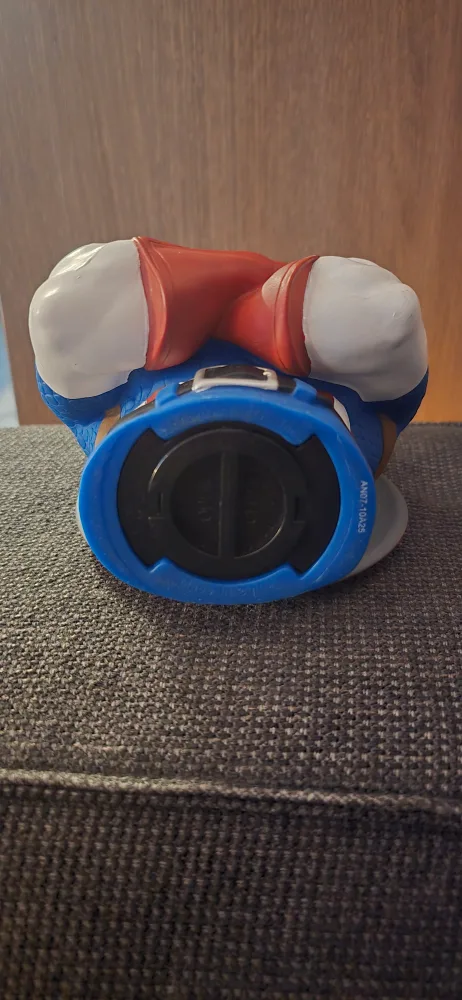 Marvel Comics Captain America Bust 7" Figure Coin Bank image indicator(5)