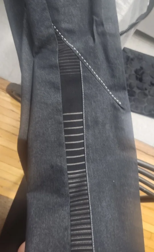 Bali Women's Black Zip Up Blazer and Pants Suit image indicator(9)